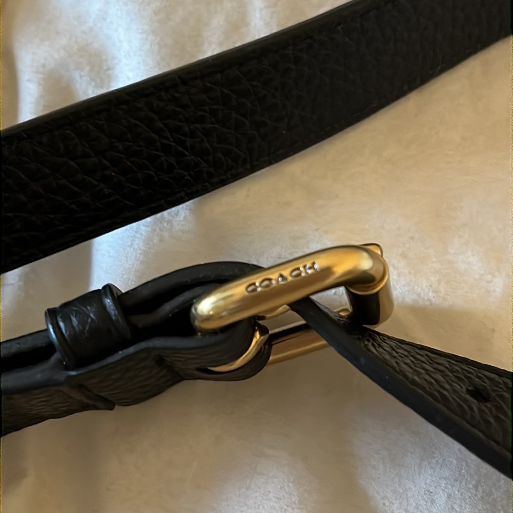 Coach Black Leather Bag Strap with Gold Hardware - Picture 2 of 4